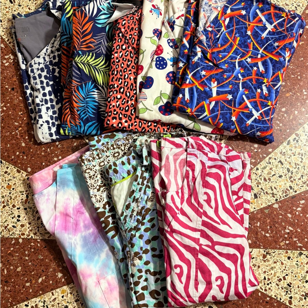 8 XS Scrub tops